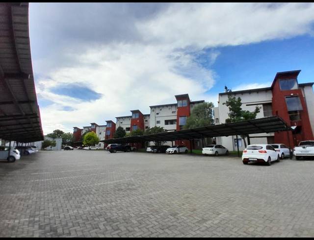 2 BEDROOM PROPERTY TO RENT IN ROOIHUISKRAAL NORTH